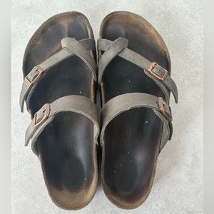 Size 8 Birkenstock Mayari Sandals